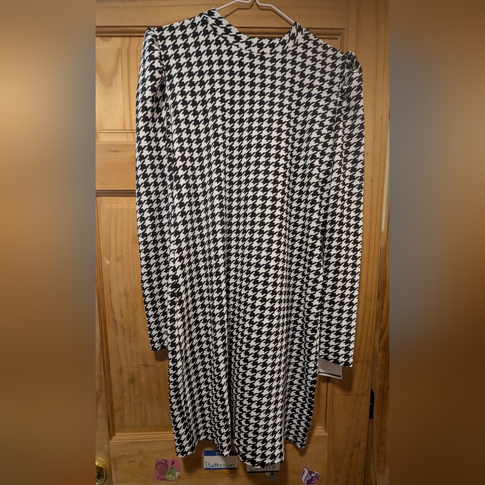 Black and White Houndstooth Dress